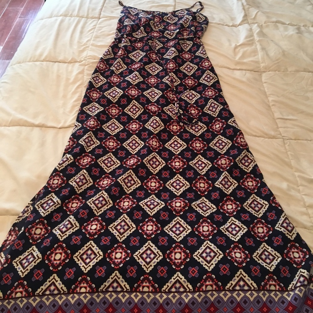 Beautiful Maude Maxi dress